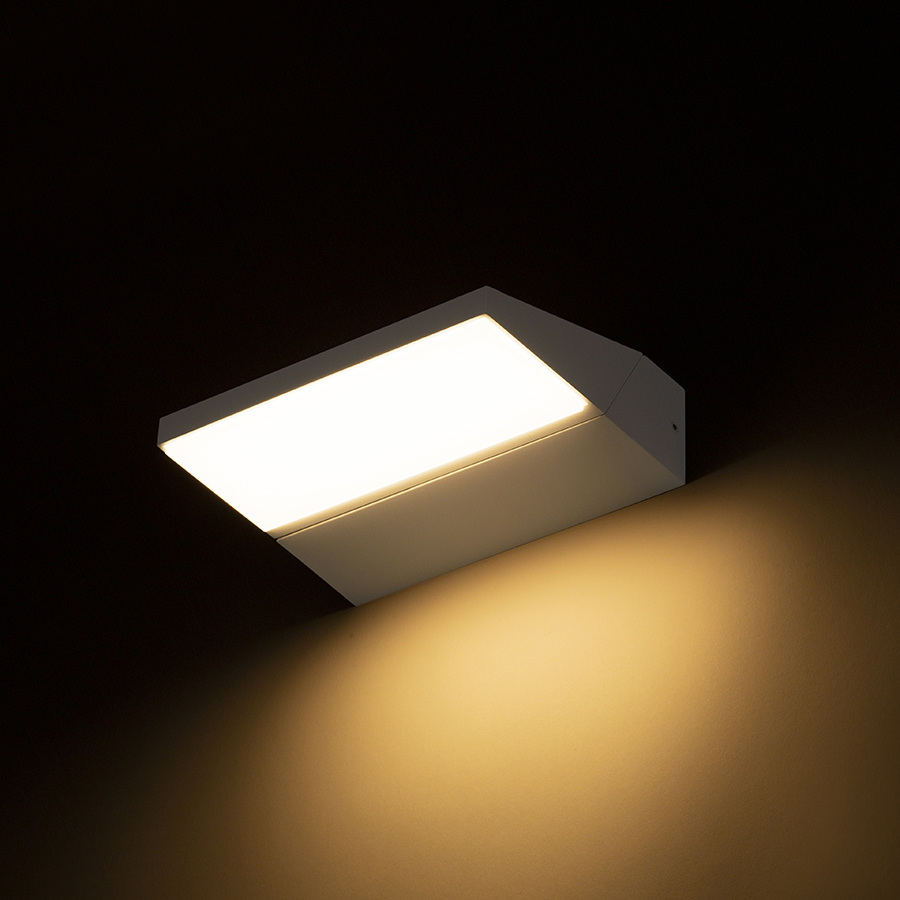 Aplica de exterior din aluminiu cu sursă de lumină LED încorporată care poate fi rotită pentru, TWIST de perete alb 230V 12W IP65 3000K