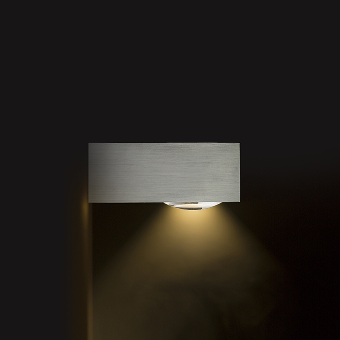 Aplica de perete cu LED integrat, potrivita pentru uz exterior si interior, KORSO I aluminiu 230V 5W 120° IP54 3000K