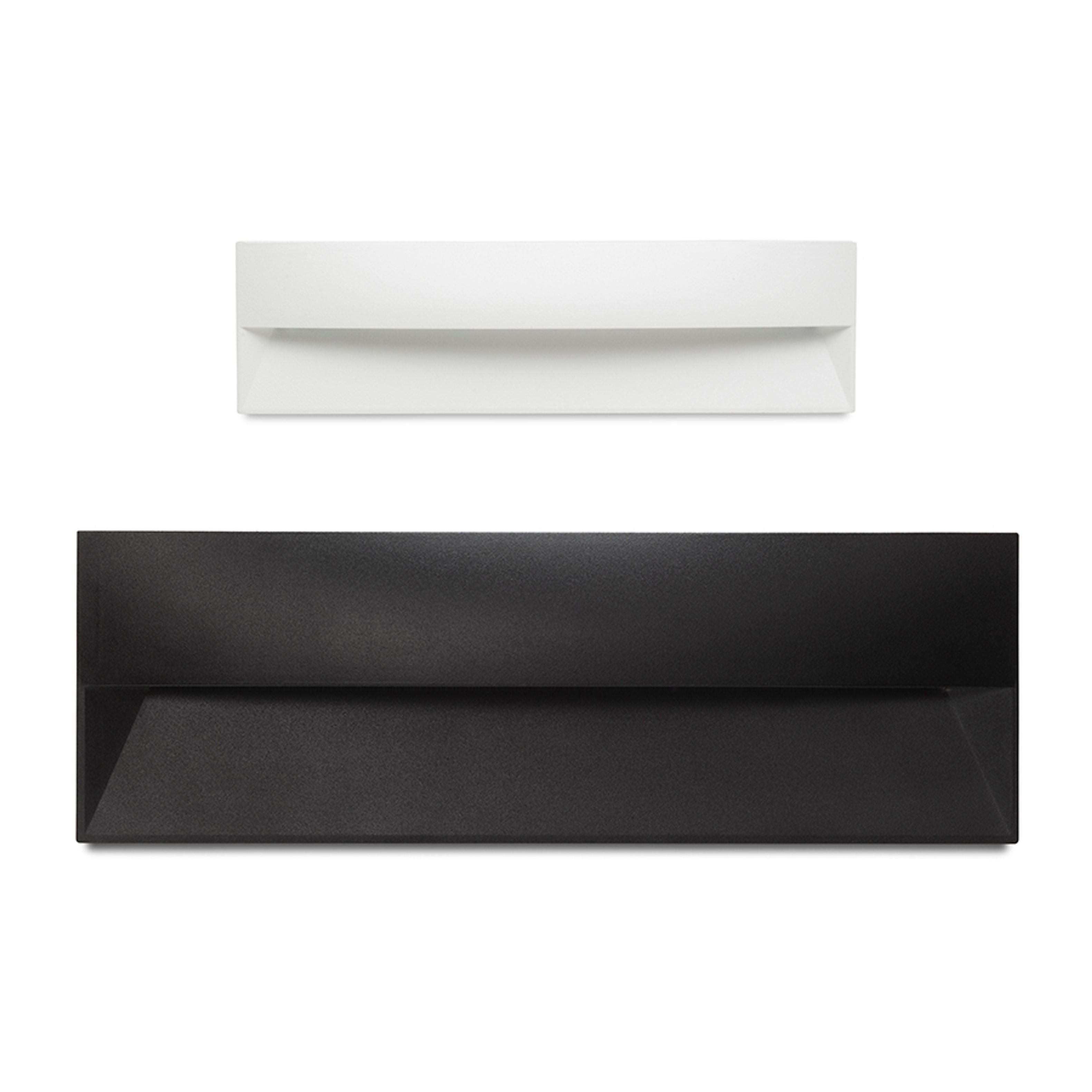 Aplica de perete LED incastrata pentru iluminarea de orientare a trotuarelor, scarilor sau teraselor, REP 27 încastrat negru 230V 10W 90° IP65 3000K