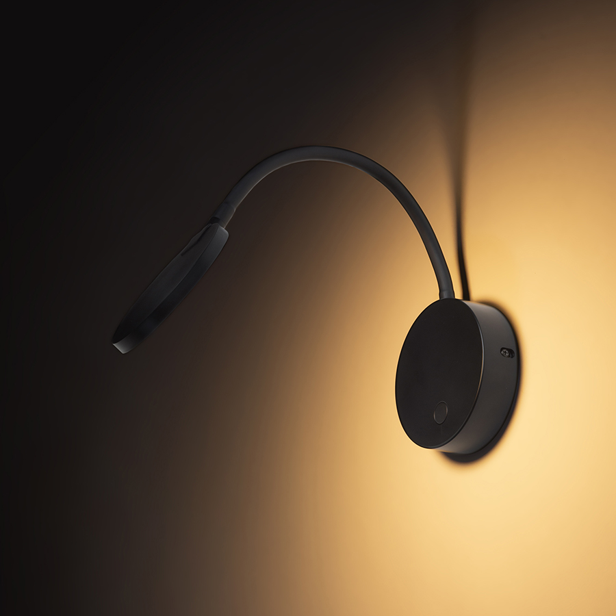 Aplica LED cu gât flexibil si reflector circular echipat cu difuzor laptos pentru iluminare slabă, CELESTE de perete negru 230V 4.8W 3000K