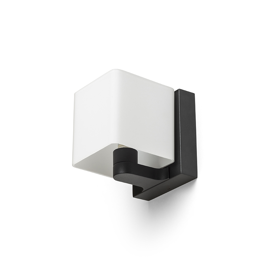 Aplica patrata cu abajur din sticla de culoare opal pe baza lacuita neagra, potrivita pentru surse, PHILLY de perete negru sticlă 230V LED G9 7W