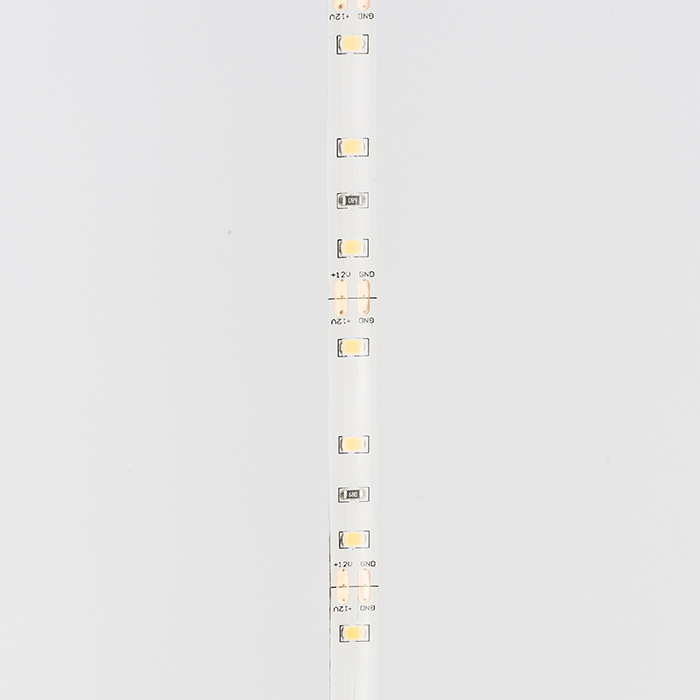 Bandă LED pentru iluminare decorativa de mediu umed, LED STRIP IP54 5m 12V= LED 60W IP54 3000K