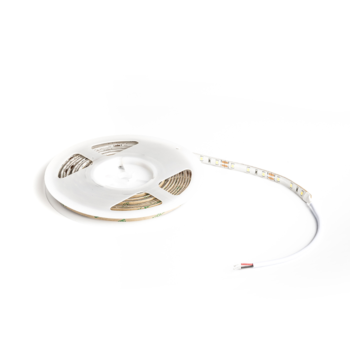 Bandă LED pentru iluminare decorativa de mediu umed, LED STRIP IP54 5m 12V= LED 60W IP54 4000K