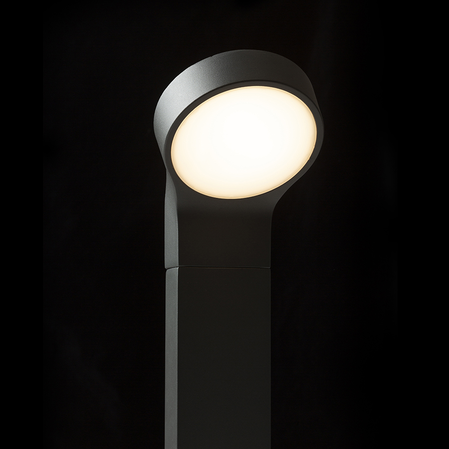 Bolard de exterior din aluminiu masiv cu LED incorporat și difuzor de culoare opal, din seria ELIA, ELIA standuri antracit 230V 9W IP44 3000K