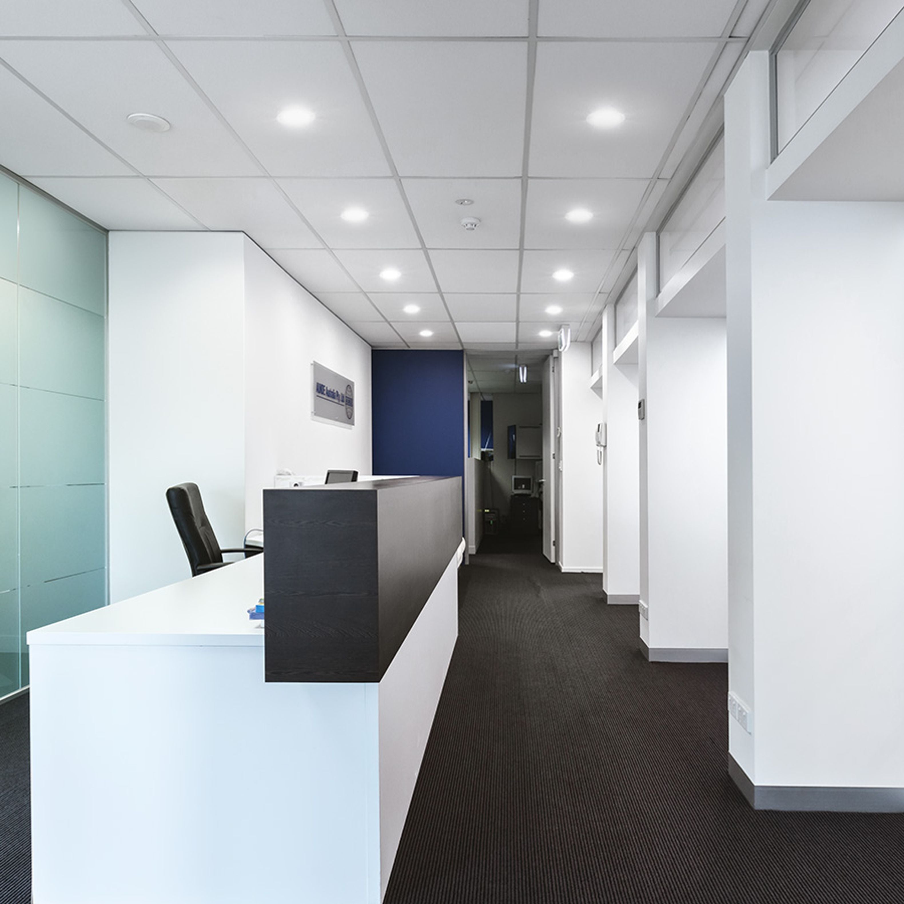Corp de iluminat circular încastrat din aluminiu suprafață naturală două versiuni de lăcuit cu, PASADENA G53 R I alb 230V LED 15W