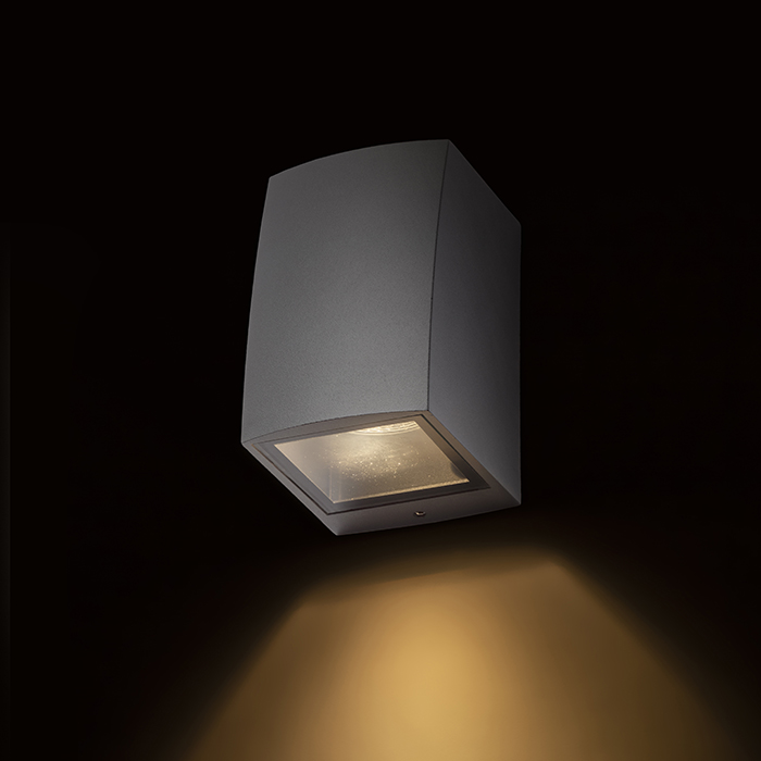 Corp de iluminat din aluminiu de perete pentru bec cu fasung GU10, SELMA gri argintiu 230V LED 8W IP54