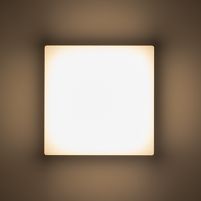 Corp de iluminat exterior cu LED din aluminiu turnat sub presiune cu difuzor opal pentru montare pe, SPECTACLE montat pe suprafață gri argintiu 230V 5W IP54 3000K