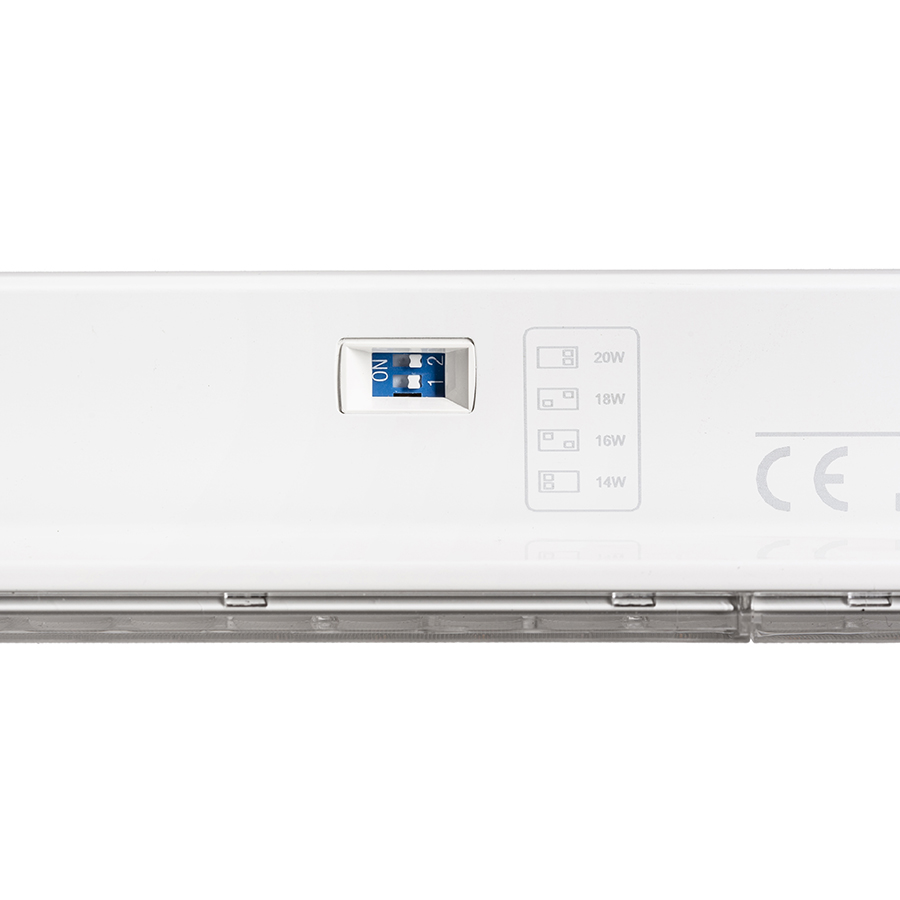 Corp de iluminat liniar cu iluminare spațială pentru sine cu 3 circuite, FLATLINE 60 șină cu 3-circuite alb 230V LED 24W 90° 3000K