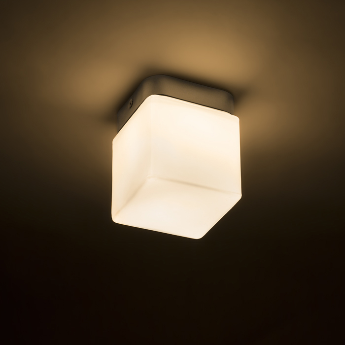 Corp de iluminat pătrat de tavan cu LED diode cu sticlă opală, ESICA SQ de crom 230V 6W IP44 3000K