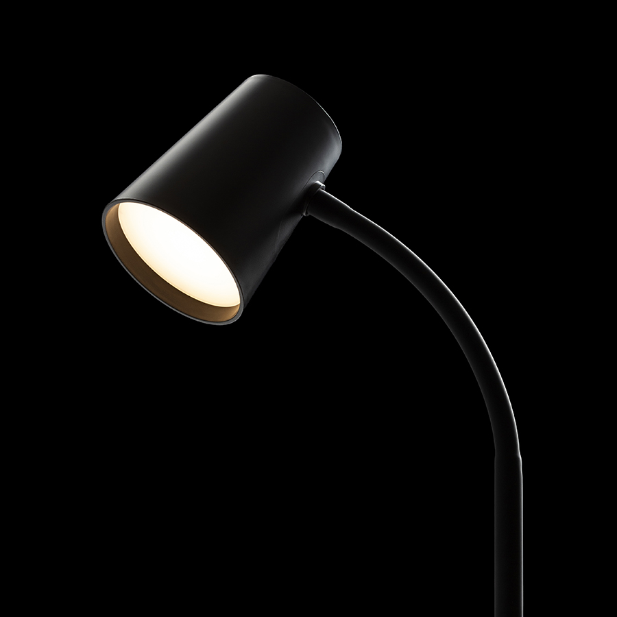 O lampă LED cu clips, cu gât de gâscă si brat flexibil, VERINA DIMM pe clip negru 230V 4.5W 100° 3000K