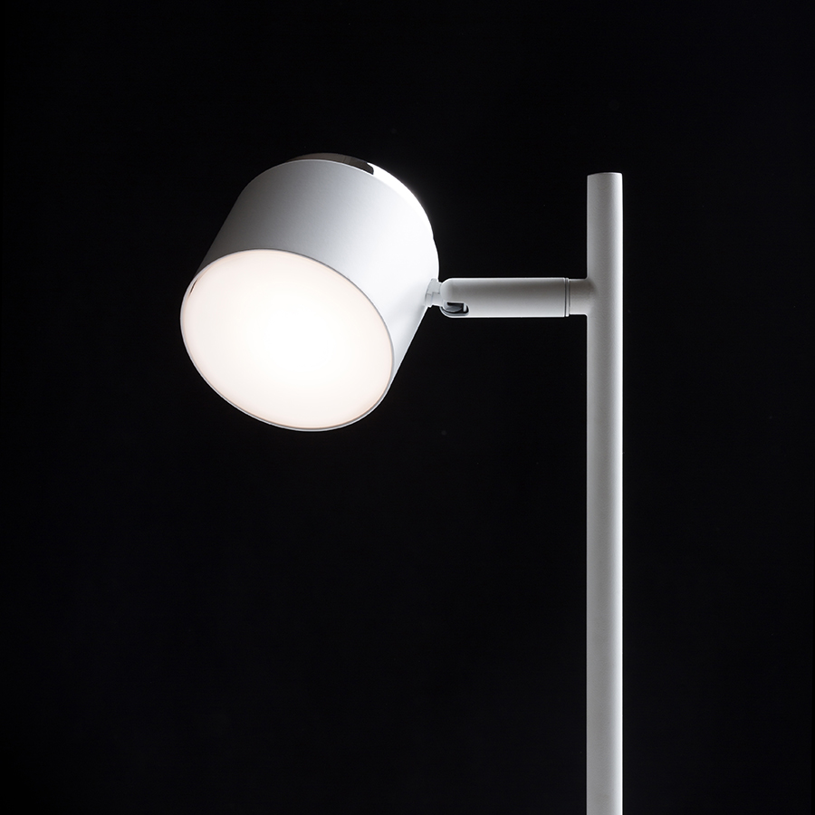 Lampa de masa LED cu difuzor laptos pentru o iluminare moale si uniforma, NOVA de masă alb crom/acrilic mat 230V 4.2W 3000K
