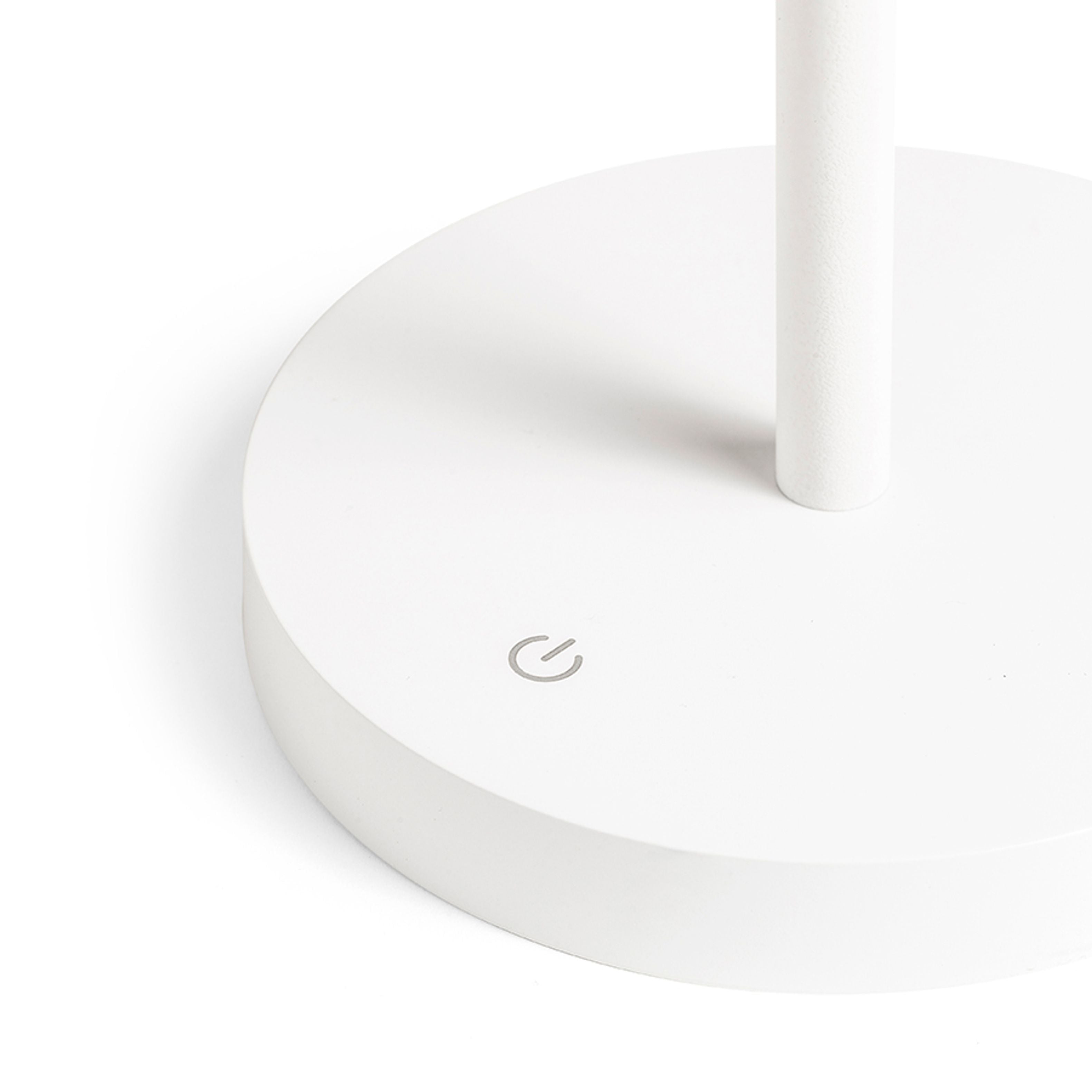 O lampa de masa LED cu design clasic si functie de inclinare pentru abajur, PRAHA DIMM de masă alb 230V 5W 100° 3000K