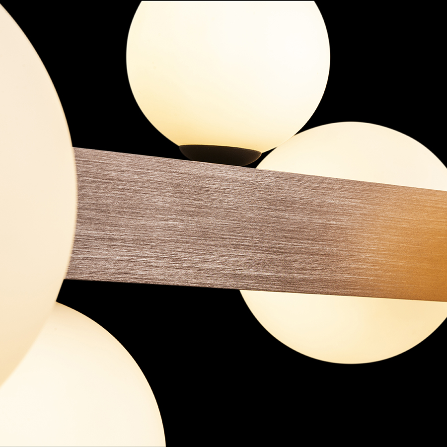 Lampa suspendatade design cu opt abajururi de sticla trei dimensiuni diferite, KASSANDRA sticlă opal/bronz pieptănat 230V G9 8x6W