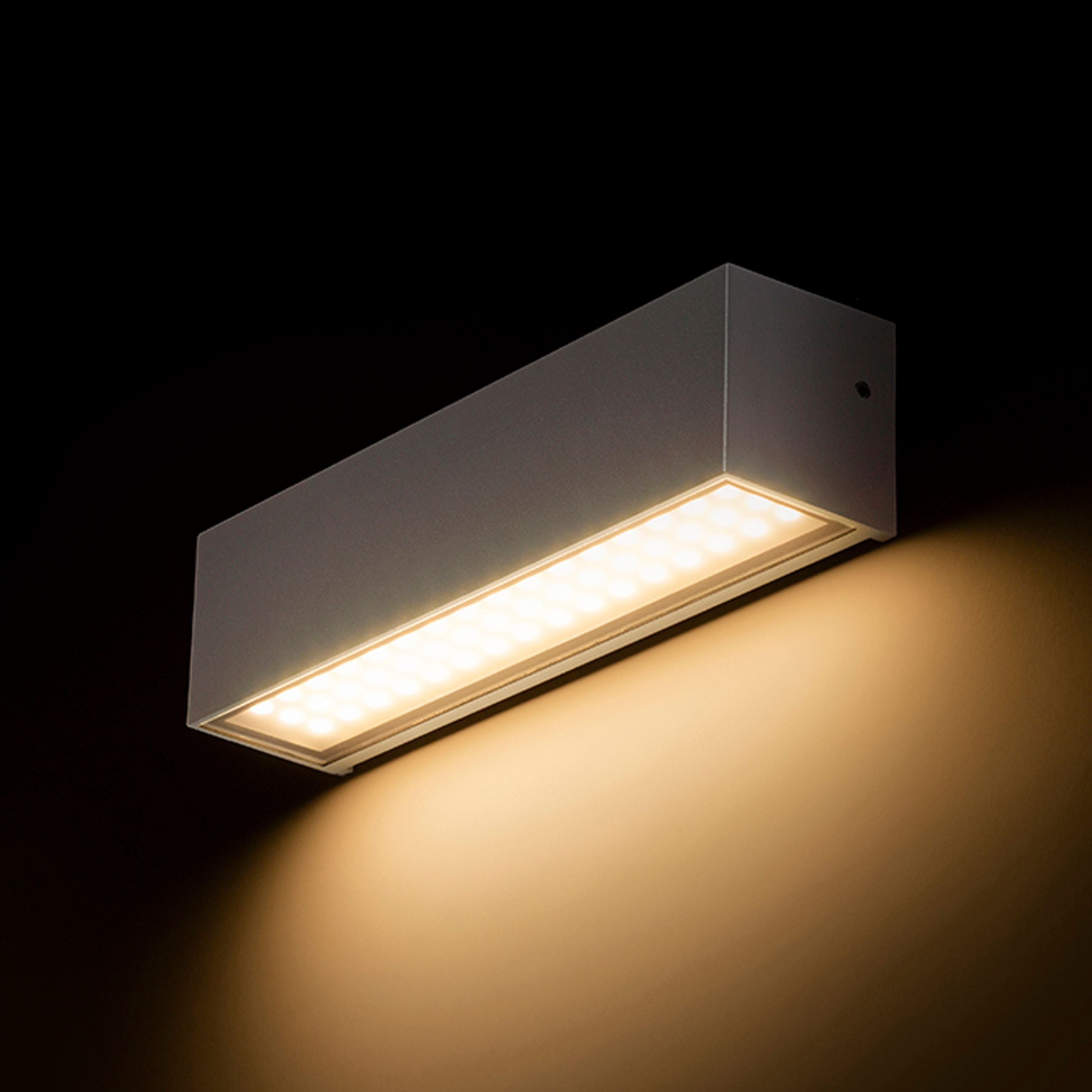 LED lumina de perete dreptunghiular cu lumina jos, CAMARGUE gri argintiu sticlă satinată 230V 6W IP65 3000K