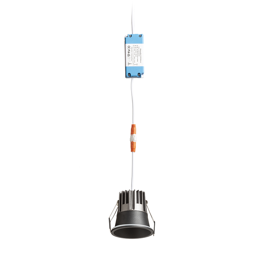 Lumina LED încastrată care poate fi estompată și are, de asemenea, capacitatea de a modifica, OWEN DIMM incastrat negru 230V 7W 45° IP54 3000K - 1800K
