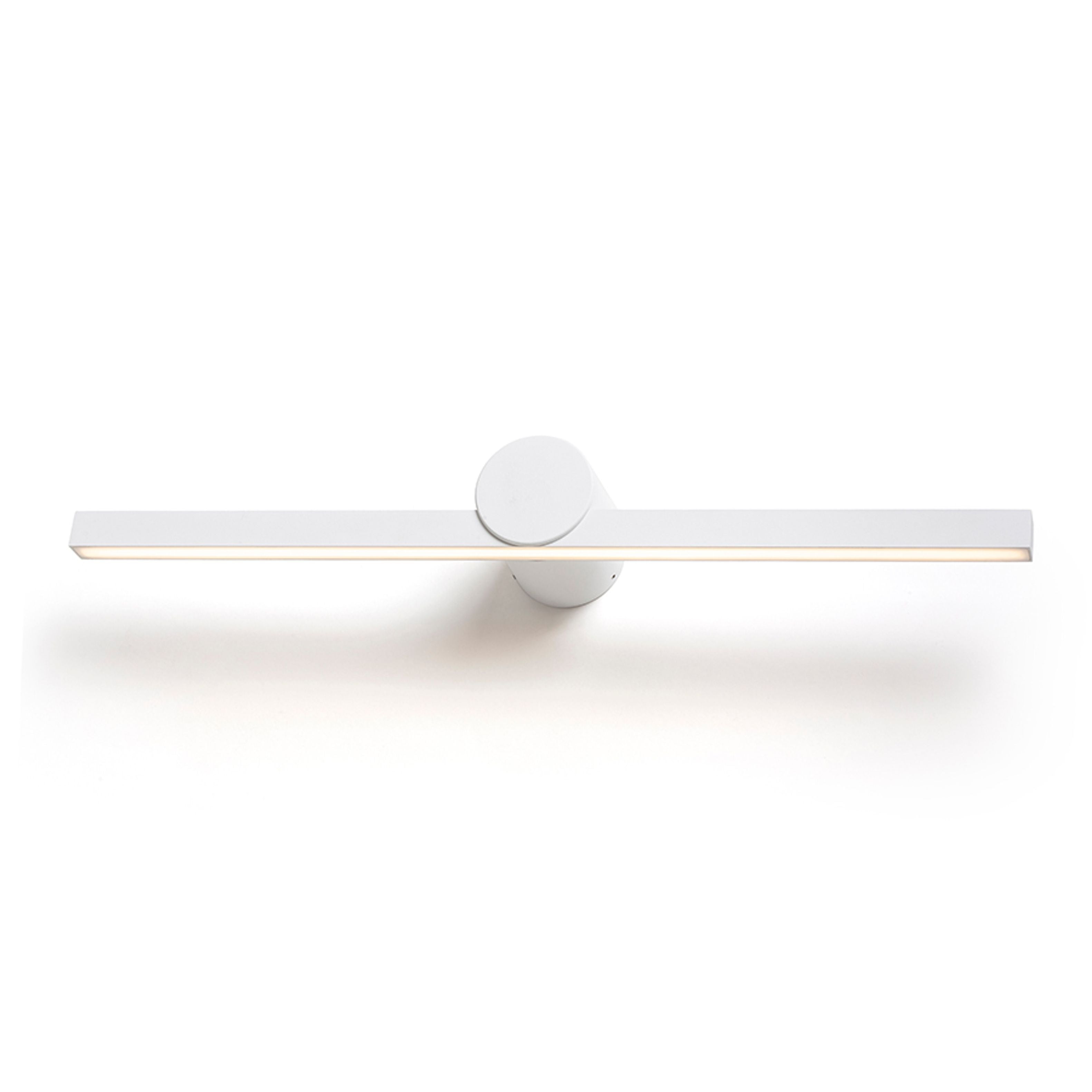 Lumină liniară LED potrivită deasupra oglinzilor care strălucește în jos, LUISA 60 de perete alb 230V 12W IP54 3000K