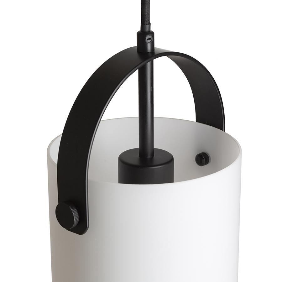 Pandantiv decorativ cu nuanță cilindrică din sticlă de culoare opal, detalii metalice lăcuite si, JULIETTA 16 suspendat opal/negru 230V LED E27 15W