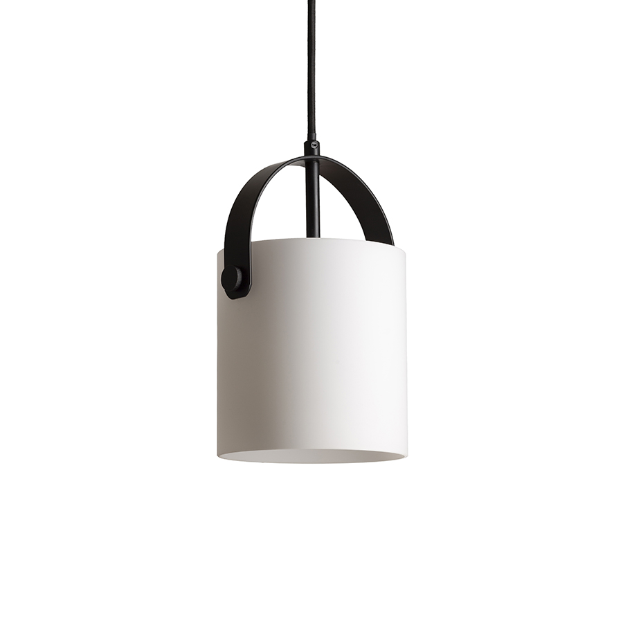 Pandantiv decorativ cu nuanță cilindrică din sticlă de culoare opal, detalii metalice lăcuite si, JULIETTA 16 suspendat opal/negru 230V LED E27 15W