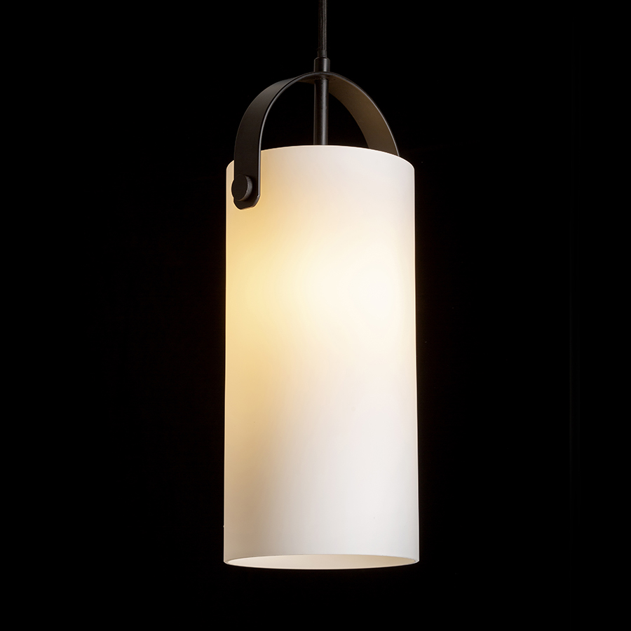Pandantiv decorativ cu nuanța cilindrică din sticla de culoare opal, detalii metalice lacuite si suspendat JULIETTA 31, sticlă, opal/negru, 230V, LED, E27, 15W