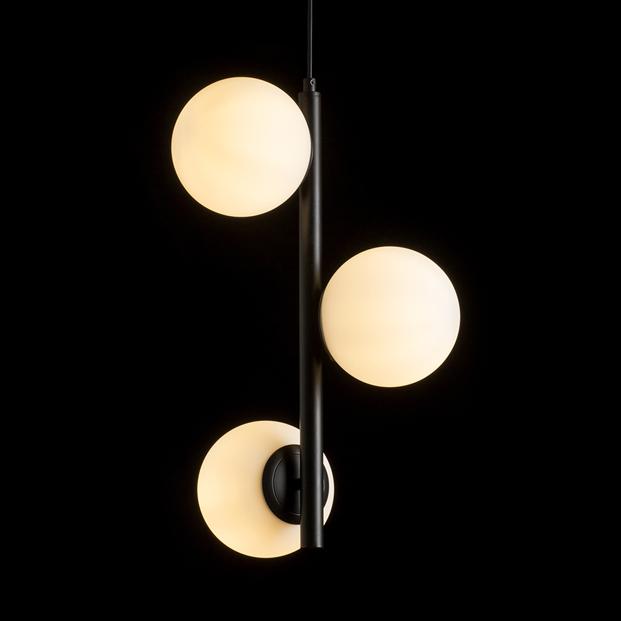 Lampă eleganta cu pandantiv cu trei globuri opal pe tijă verticală pentru surse de lumina LED E27, ETHERIA suspendat negru sticlă 230V 3x11W