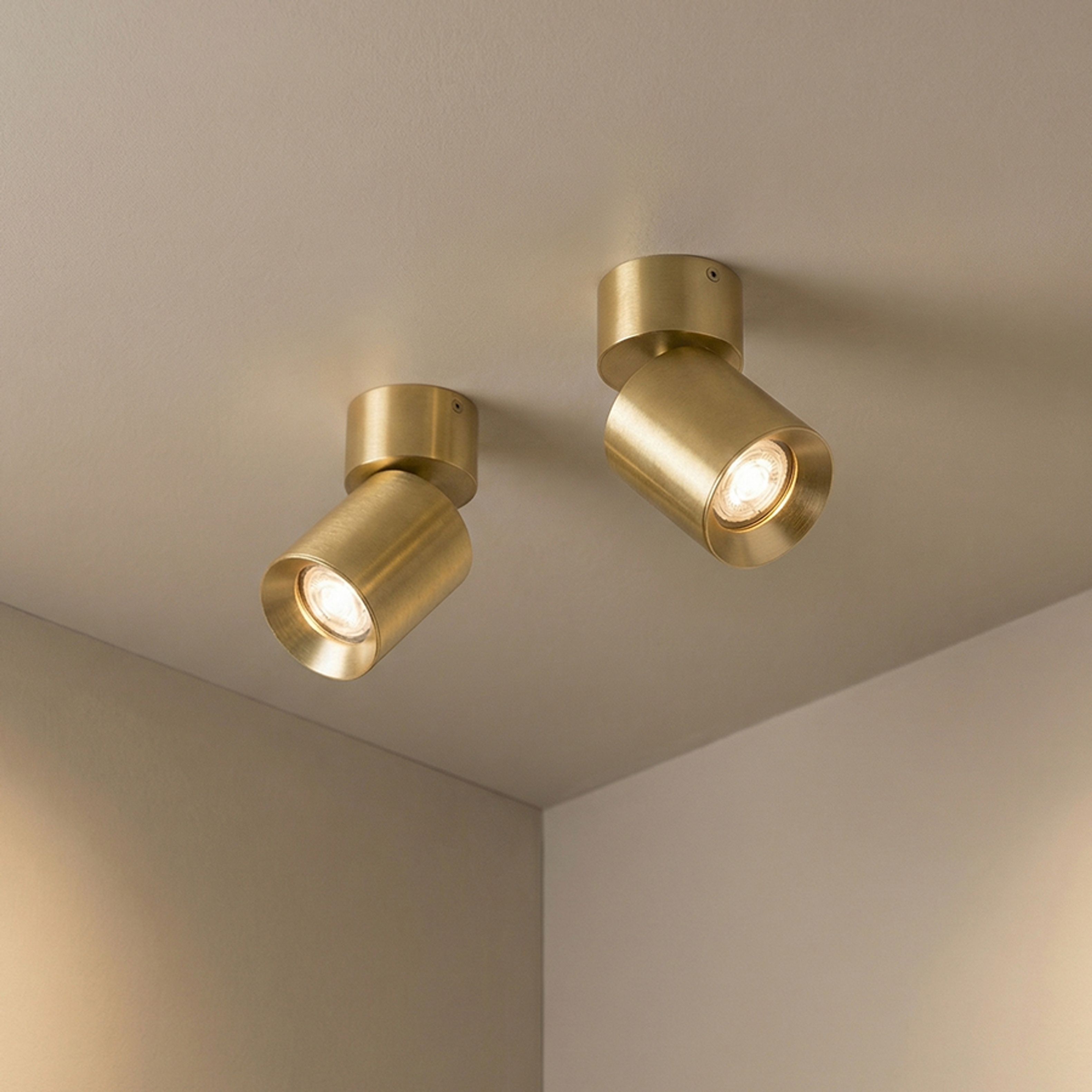 Plafoniera cilindrică directionala, cu soclu GU10 pentru surse de lumina LED, inclusiv o nuanță, DARIO de tavan alamă pieptănat 230V LED 9W