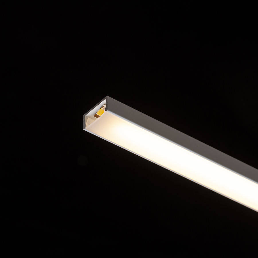 Un profil de aluminiu montat pe suprafata pentru pozitionarea unei benzi LED potrivite, LED PROFILE G pe suprafață 1m alb acrilică mată/aluminiu
