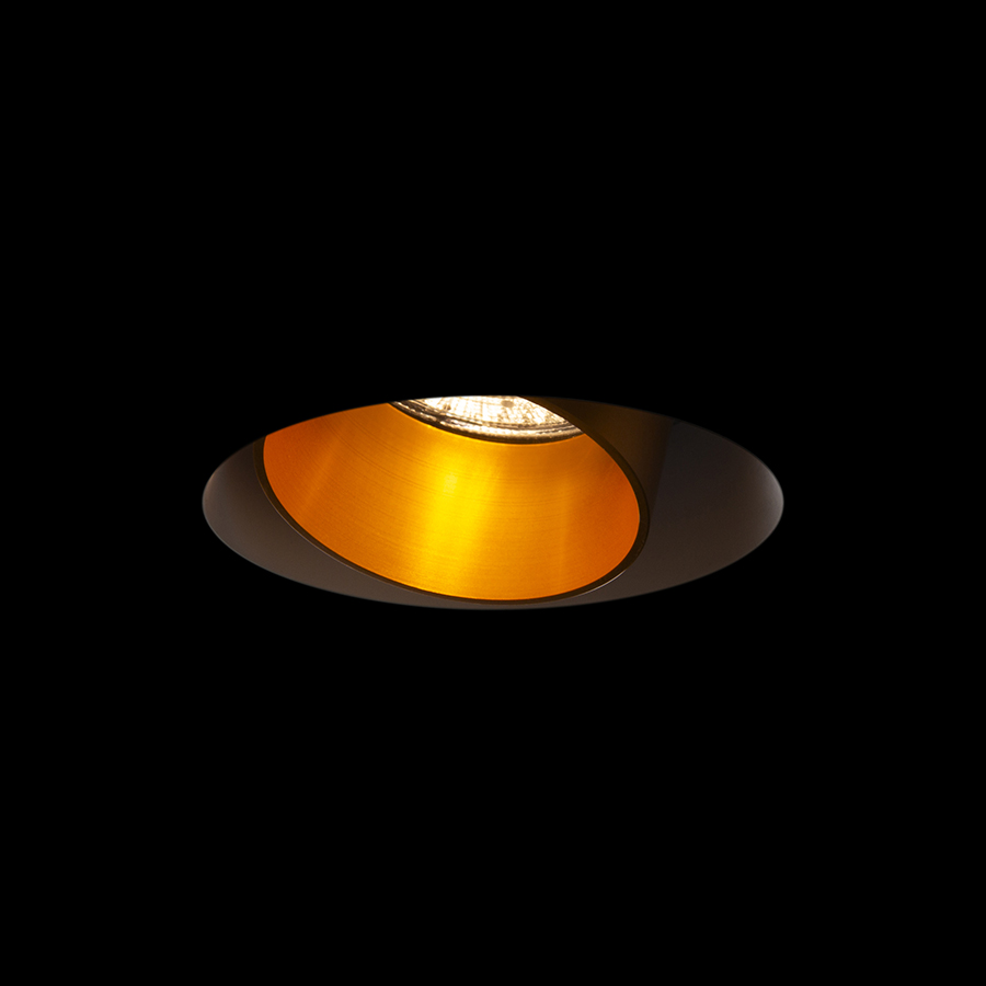 Plafon incastrat din ipsos cu surse de lumina LED reflectorizante metalice interioare reglabile, DAYTONA înclinabil în rigips/alamă pieptănat 230V GU10 8W