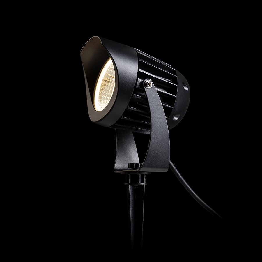 Spot LED de inalta performanta pentru exterior pe un varf de pamant, HAVANA cu vârf negru 230V 20W 26° IP65 3000K