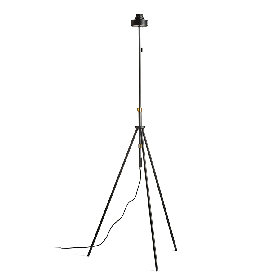 Trepied elegant în negru cu detalii din alamă, LUTON bază de podea negru/alamă 230V LED E27 15W
