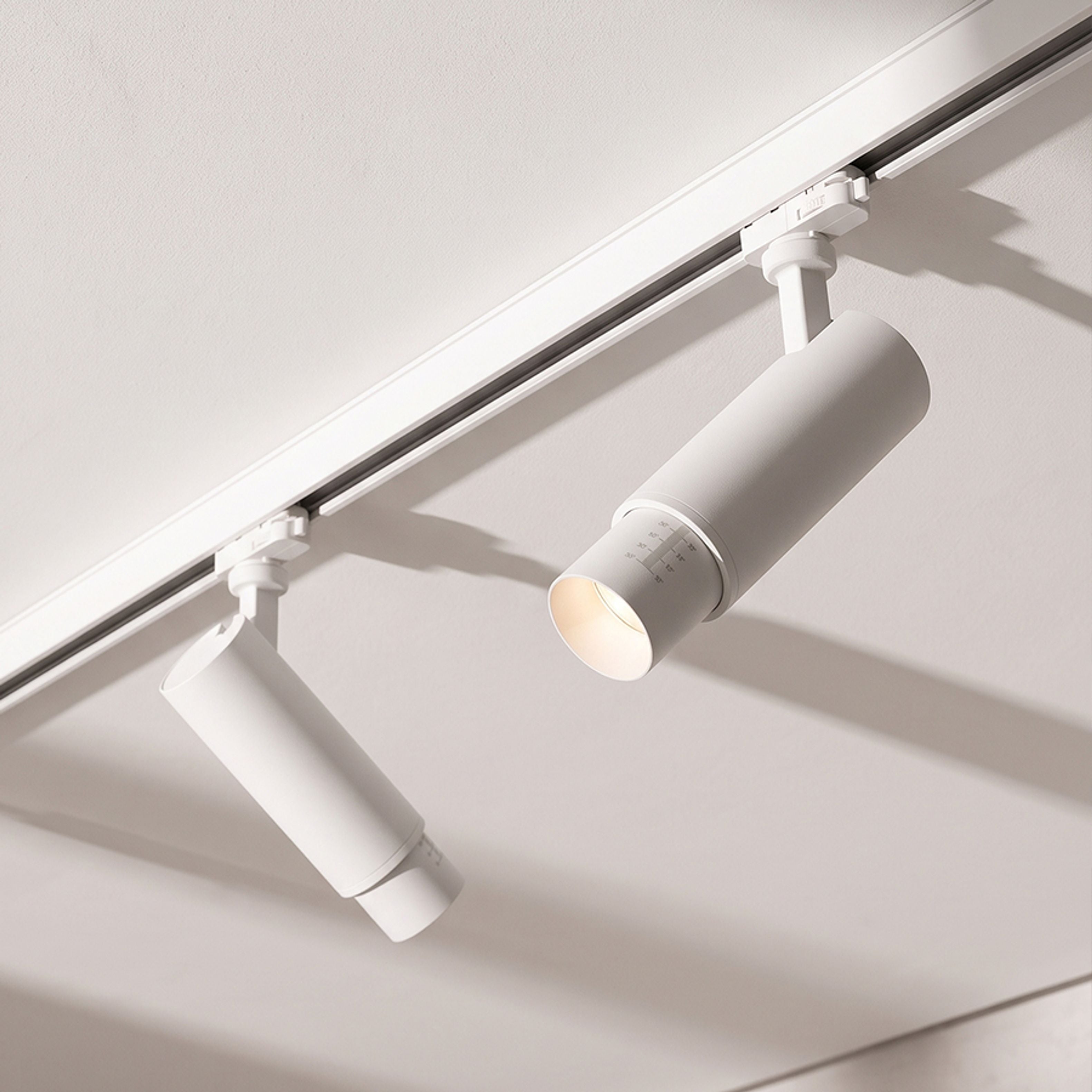 Tub corp de iluminat pentru șină cu 3-circuite, ZUMA ZOOM DIMM listă cu trei margini alb 230V LED 20W 10 50° 3000K